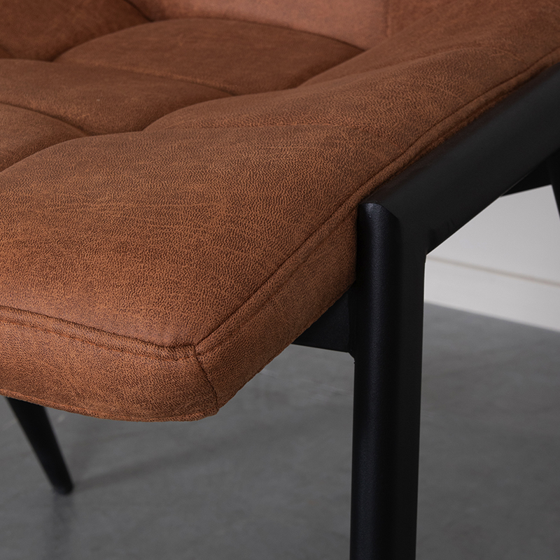 LABEL51 Eetkamerstoel Noor - Cognac - Micro Suede - Zwart Metalen Frame - Afbeelding 6